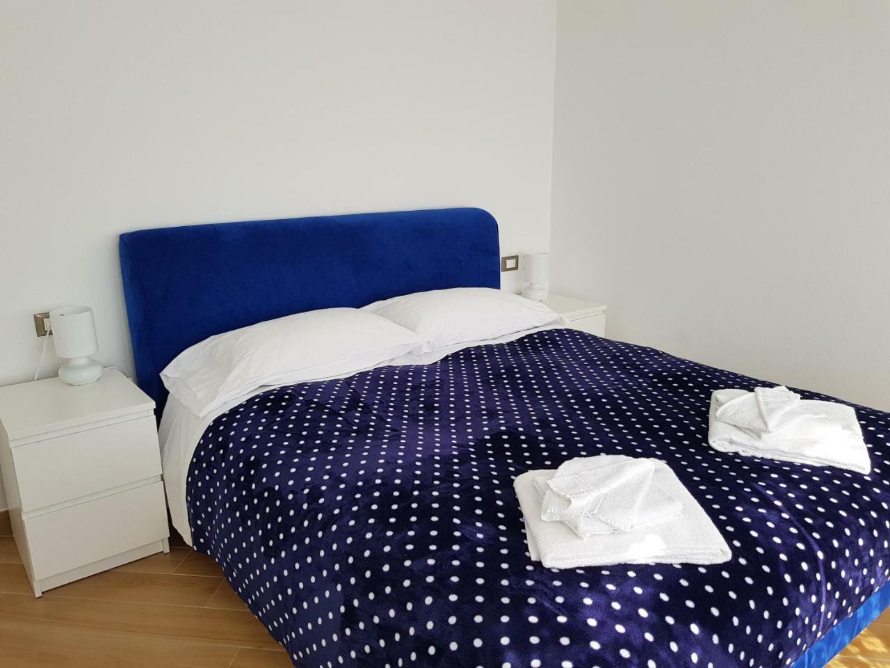מונטרוסו אל מארה Stunning Seaview Apartment מראה חיצוני תמונה